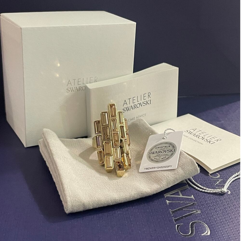 Swarovski Atelier Fluid Azzurro Cocktail Ring Golden Size 6/52